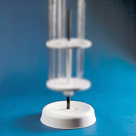 Base circolare con asta in PVC per portaprovette verticale.